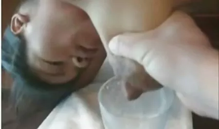 Las chicas constantemente acosaban a su maestro y lo seducían, y un día él tenía una máscara encendida y encendida para enseñarle una lección a esta perra, ella lo cogió con la guardia baja y lo ató, comenzó a follar los videos xxx veteranas gratis Sox ásperos en su coño para tener un fuerte y feliz