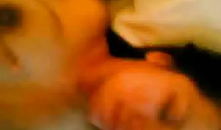 Una mujer, negra, glamorosa, masturbación en el baño y cuando vino tu caballo, ella lo observó perezosamente, y él, entender todo, ayudarlo, masturbarse, y perra para quitarle el pene y chuparlo, luego videos de sexo de veteranas en el dormitorio para hacer el amor en el de ella
