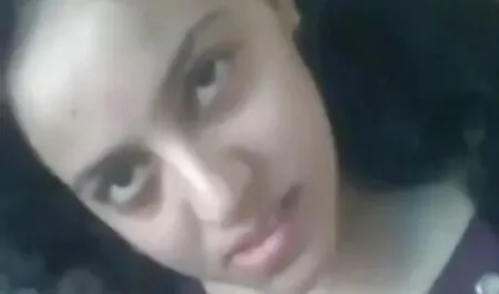 La oficina es probablemente el mejor lugar para encantar a un videos xxx veteranas joven asistente de laboratorio ruso y poner un coño en el coño sexo y follar muy duro