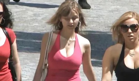 La hermosa joven chica para la veteranas culonas follando mamada para la grande polla durante la pornografía entrevista