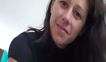 Agente falso extendió las piernas de una chica y lo pega en veteranas xxx caseros su L. en un elenco de 1 persona