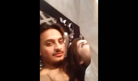 Mientras que el marido con una pequeña polla lamer esposa rusa ella tenía mamada y follar amantes xxx veteranas caseros de su insaciable