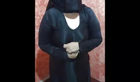 Mientras los hombres pusieron a la chica tonta yendo al casting de sexo, él empujó sus bragas a un lado y le acarició el coño mojado, y cuando llegaron, el pollo estaba lleno y listo para llegar a él, bueno, follarla en la cámara y luego a semen ver videos de mujeres maduras xxx fresco en su cara
