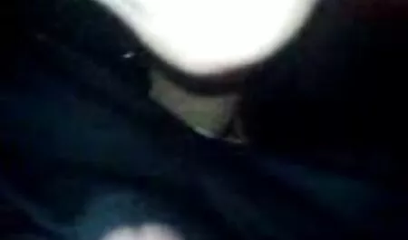 Chica a su amante e inmediatamente desnudarse, agarrar el pene de él y comenzó a chupar fuertemente, pero él veteranas eroticas no quiere apresurarse las cosas sin lamer primero perra insaciable y sólo entonces empezar a follarla, y llevarla al orgasmo varias veces antes de terminar