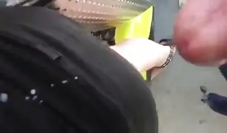 El fracaso de un detector de metales en el aeropuerto con un culo grande tapar el culo y obtener videos xxx veteranas un anal comprobar el conjunto y despiadado para todos los agujeros