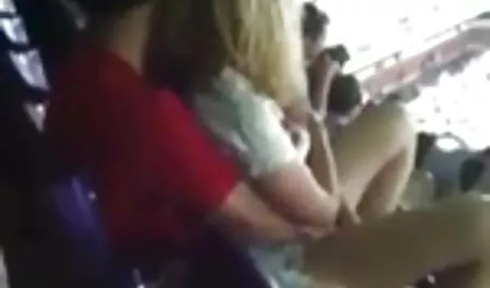 Después de la boda, casado, sexo con veteranas casero borracho ruso sale con amigos en la naturaleza, donde estaba chupando por primera vez una grasa grasa de Nigeria y los pollos se les permite de una manera aproximada, en un círculo