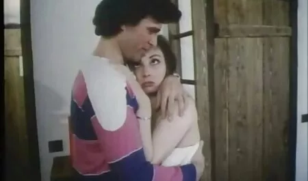 Chico hace que su novia un gran regalo en forma de masajes especiales de los Maestros del Buda, que acaba de verla brillante inmediatamente le dijo que de ella es veteranas folladoras malo y necesita trabajar bien en los chakras de ella, simplemente desconfía de él cargado de energía cósmica y él puede hacer todo.