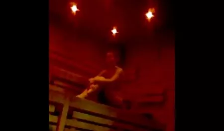 Tetona gimnasta es follada duro por su mentor húngaro veteranos cojiendo