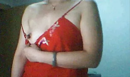 Joven modelo porno sorprendido por un xxx veteranas caseros disparo caliente Por favor