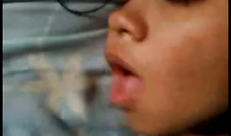 Viejo videos de pornos maduras 60 años viejo jefe hacer joven chico lamer coño y culo antes anal sexo en su escritorio