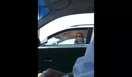 Poco después de un amigo en casa, su novio inmediatamente comenzó a acosarla, realmente quería tener sexo con ella y su pene estaba fumando con impaciencia, sus pollos, por supuesto, en la ubicación de él y encantado chupar un gran culo mientras él cogió entonces ella. ella se puso de pie con cáncer y veteranas follando con jovencitos gimió como brutal golpeando en un apretado coño