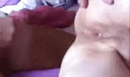Una persona que no tiene en casa, pero la madura veteranas follando con negros madre de él había sugerido a matar el tiempo y absolutamente no entiende que ella conduce a una hora determinada, pero la chica no espera, así que ella tomó la polla de él y comenzó a chupar la caliente, entonces él cogió a un amigo mío.