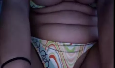 Ruso ver videos de mujeres maduras xxx puta degustación de grandes pollas de los compañeros de pornografía trío
