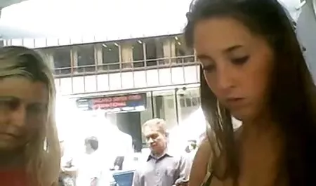 Una mujer, madura, leche, cogió el pene de un hombre negro para videos de veteranas follando un buen sexo duro