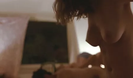 Ébano ver veteranas follando tiene la difícil hora deal con la negro porno estrella